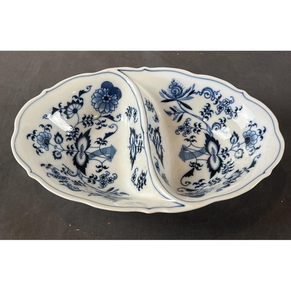 Blue Danube Onion Pattern Divided Relish Serving Dish Scalloped Porcelain Japan